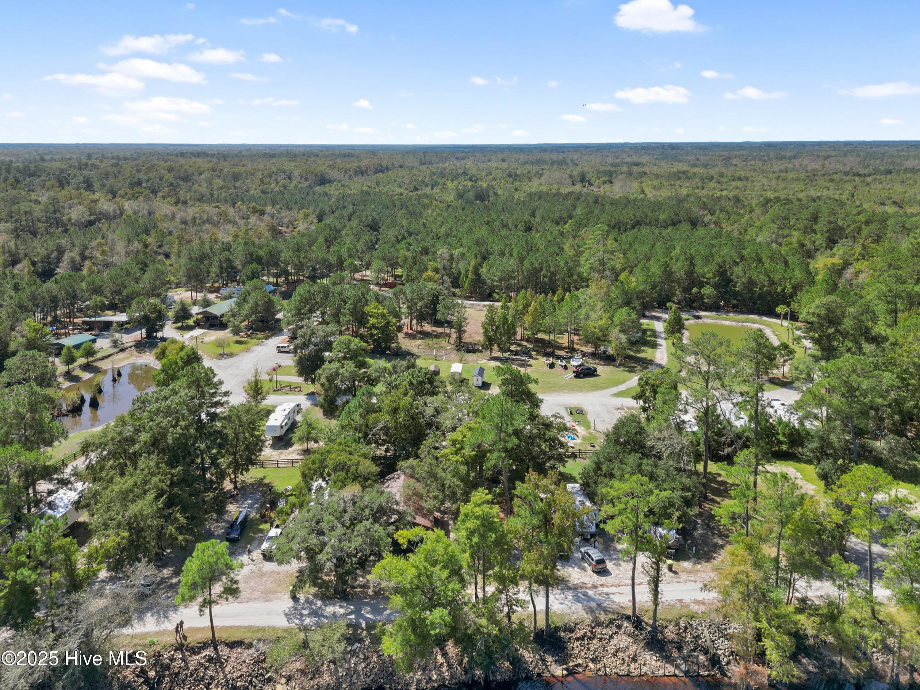 100534439 | Photo 15