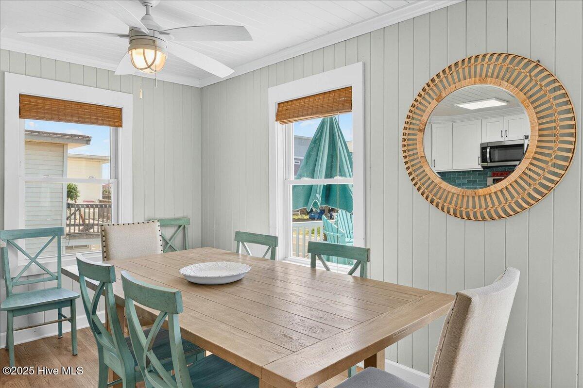 100527875 | Photo 12