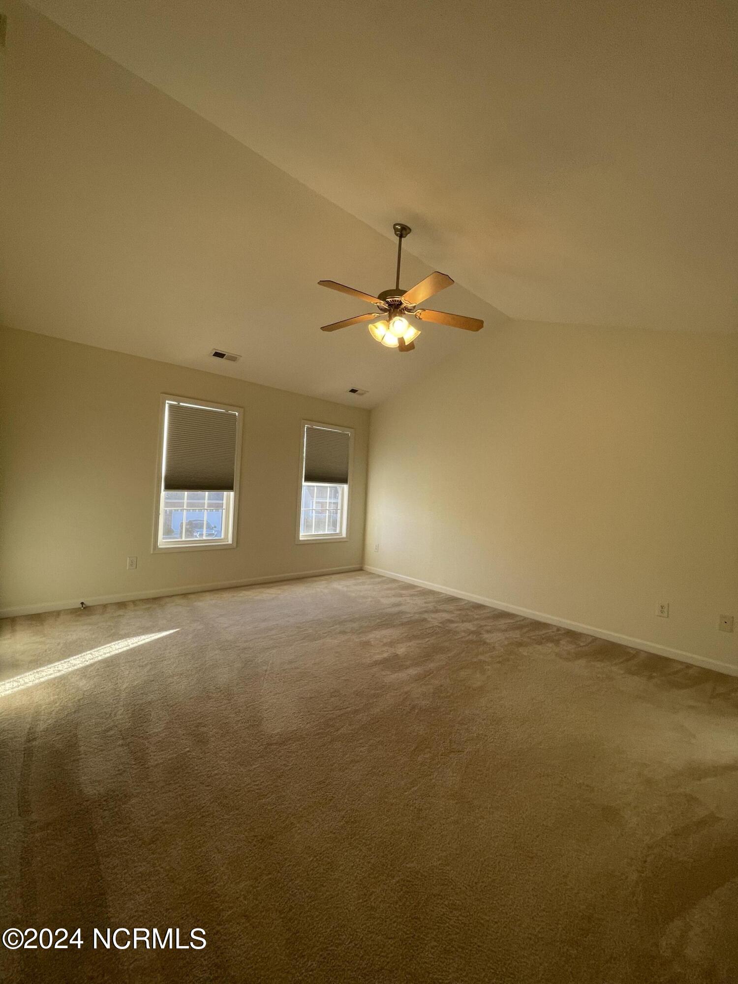 100551518 | Photo 10