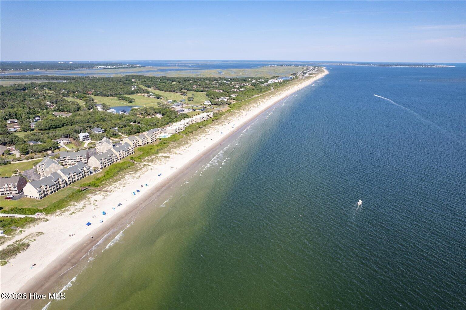 100558817 | Photo 57