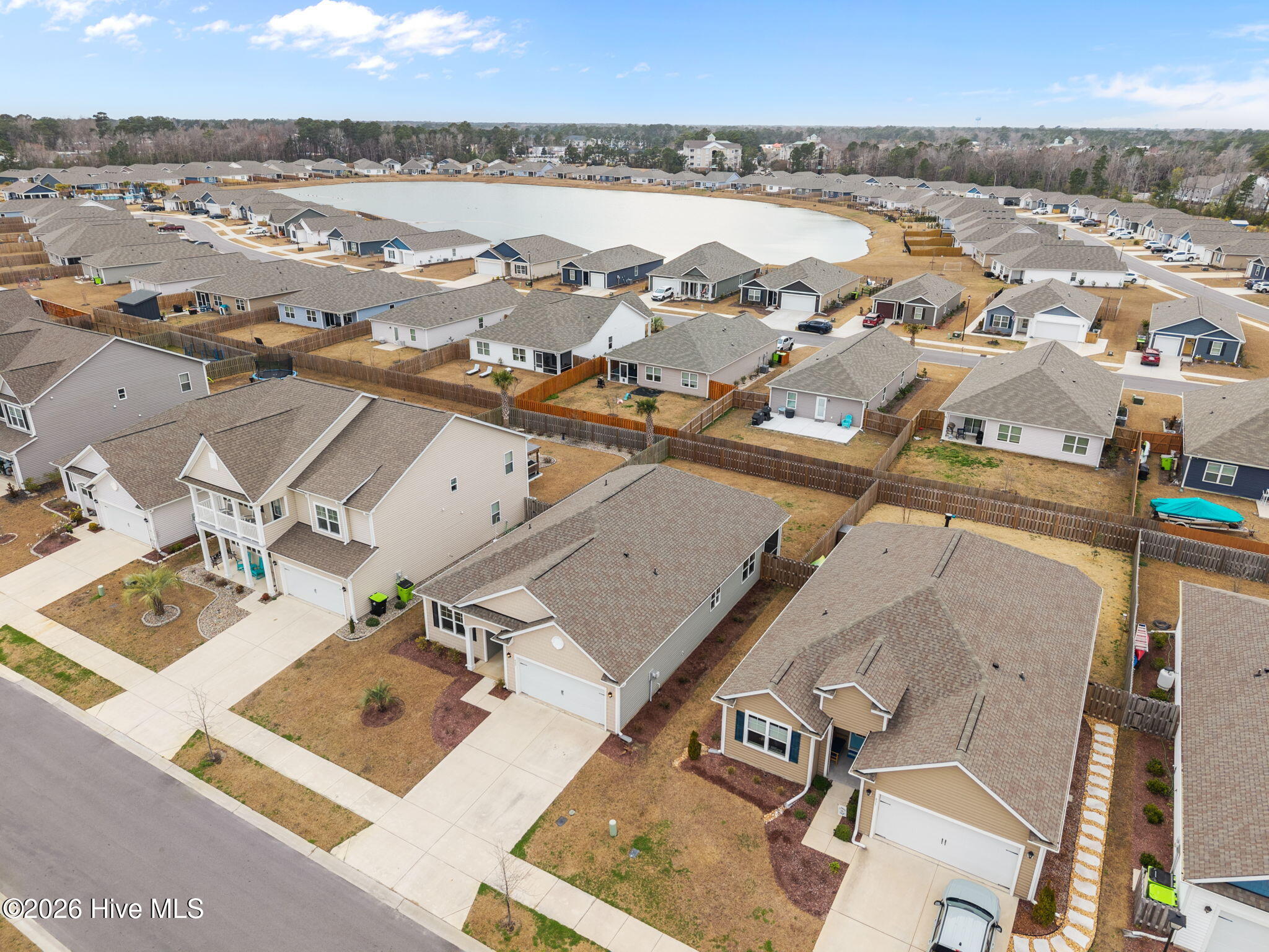 100557752 | Photo 40