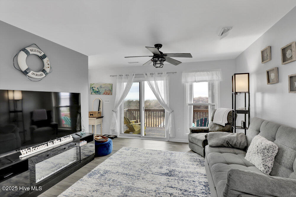 100543816 | Photo 10