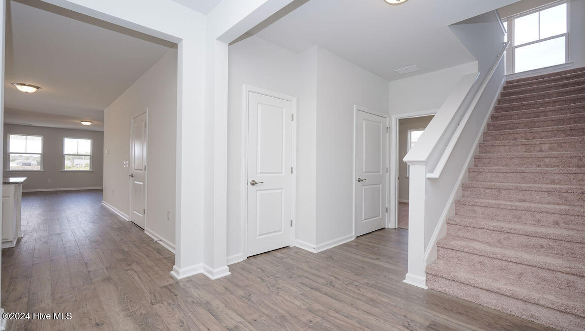 278 Surfside Landing Boulevard Lot 112, Hubert, NC 28539 – photo 23: Loft Entry