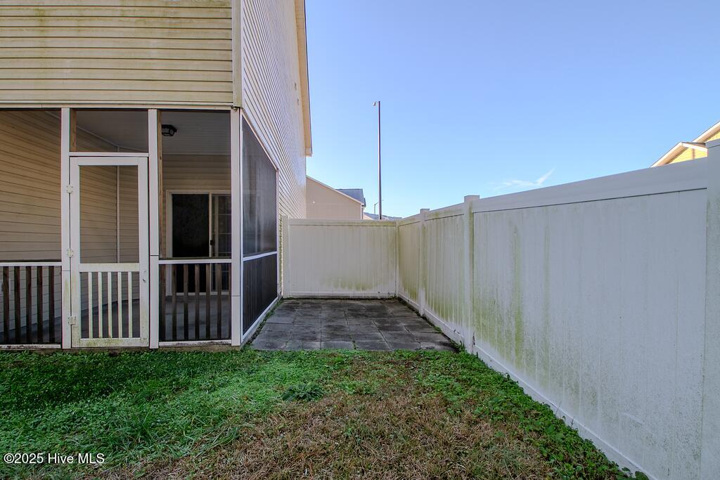 100545808 | Photo 39