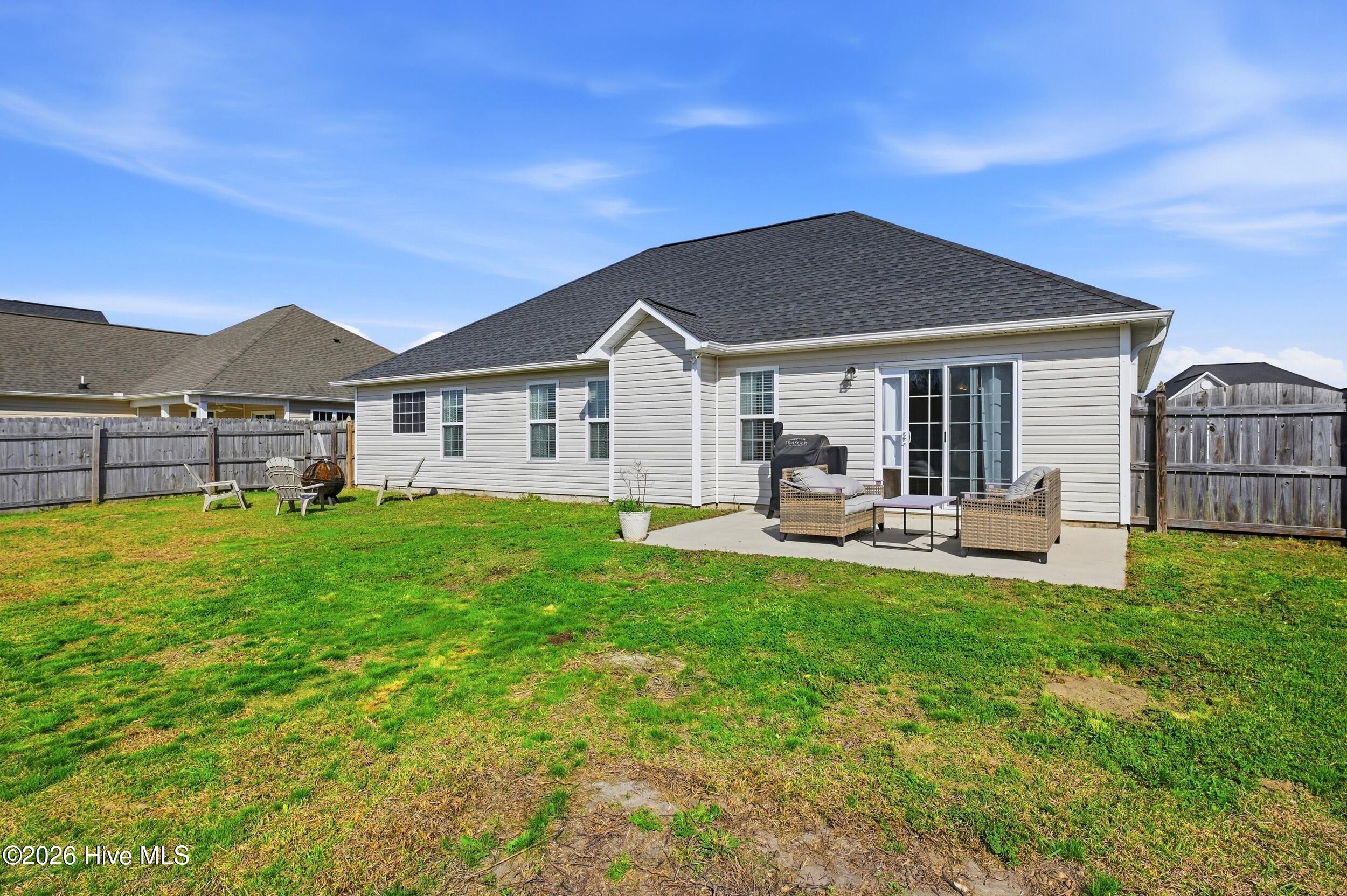 100567654 | Photo 24