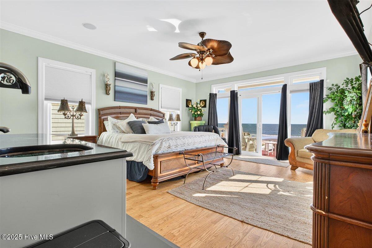 100538364 | Photo 35