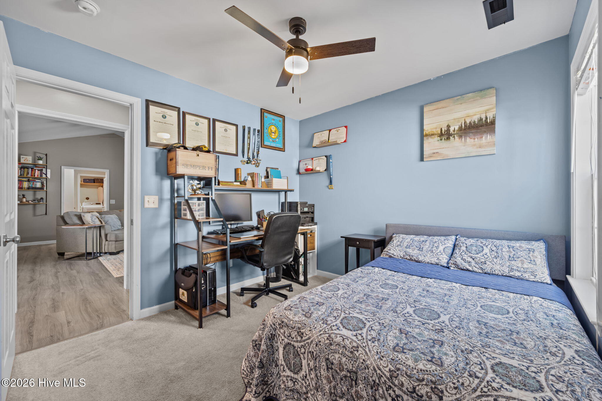 100558999 | Photo 32