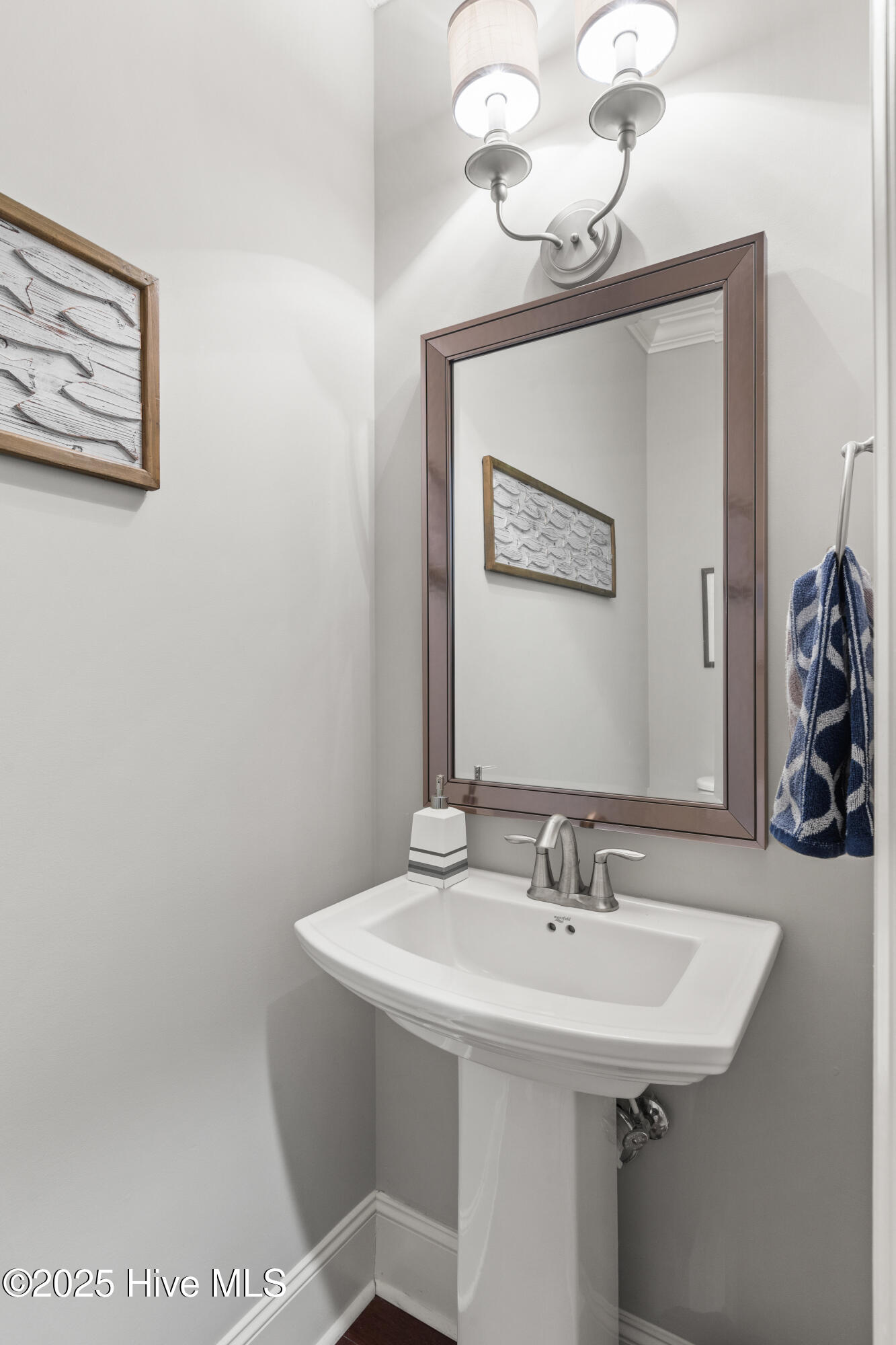 100559107 | Photo 30