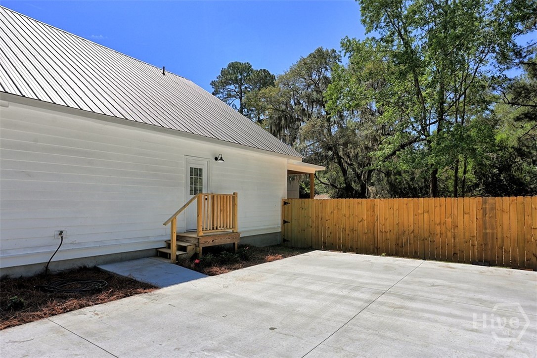 27 Pine Drive