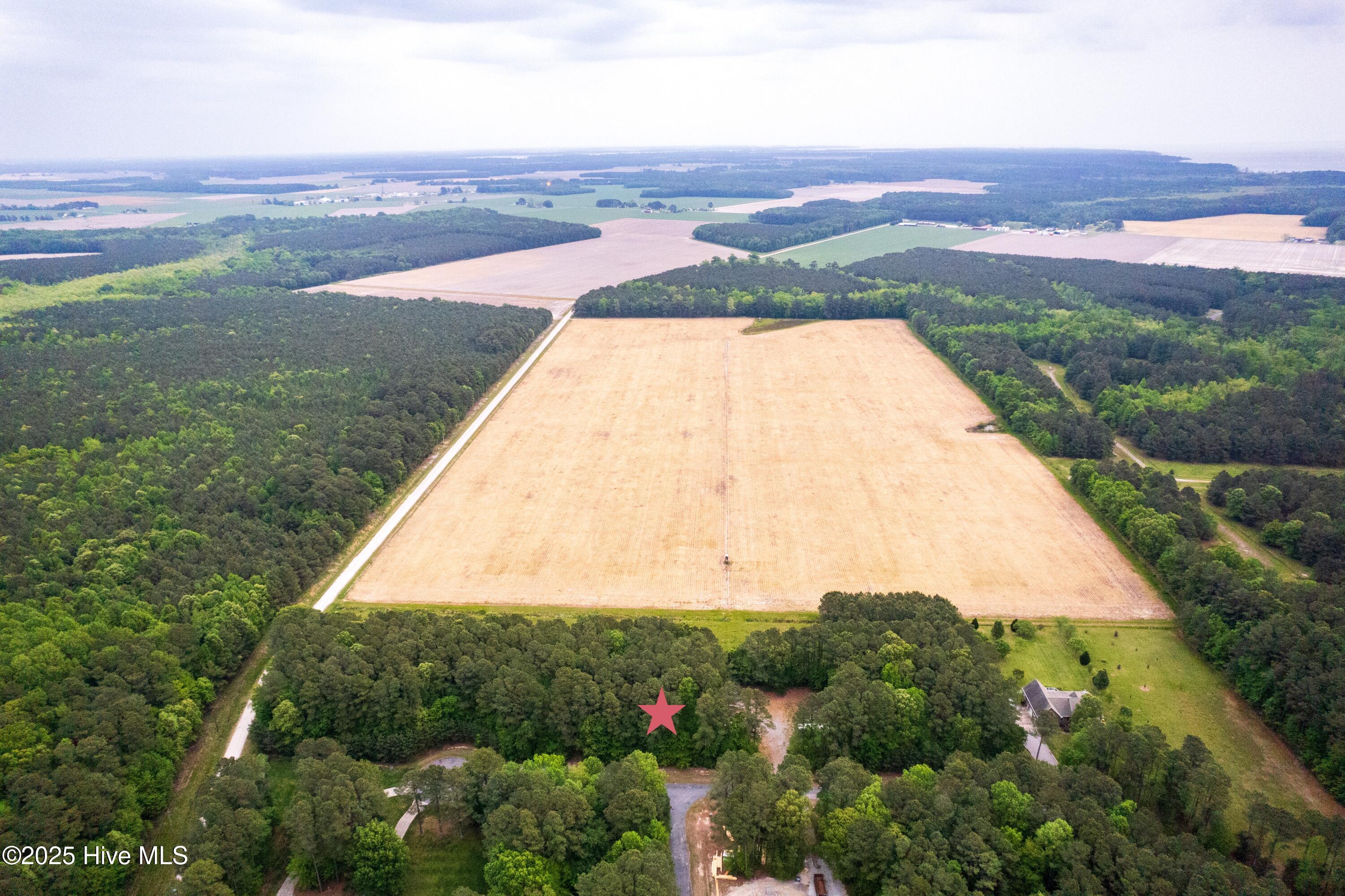 18 Sutton's Landing Road