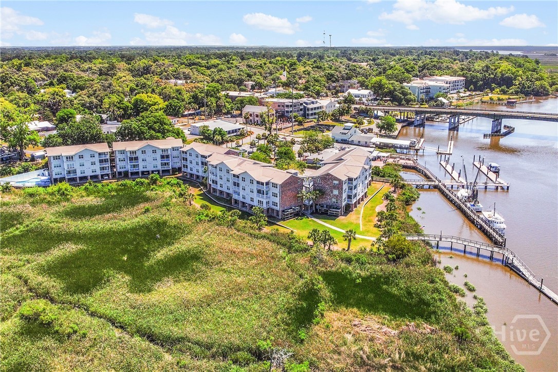 Settlers Bluff Condos on the Darien River