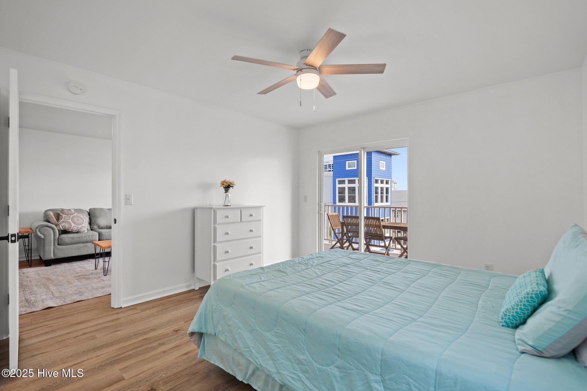 100509298 | Photo 24