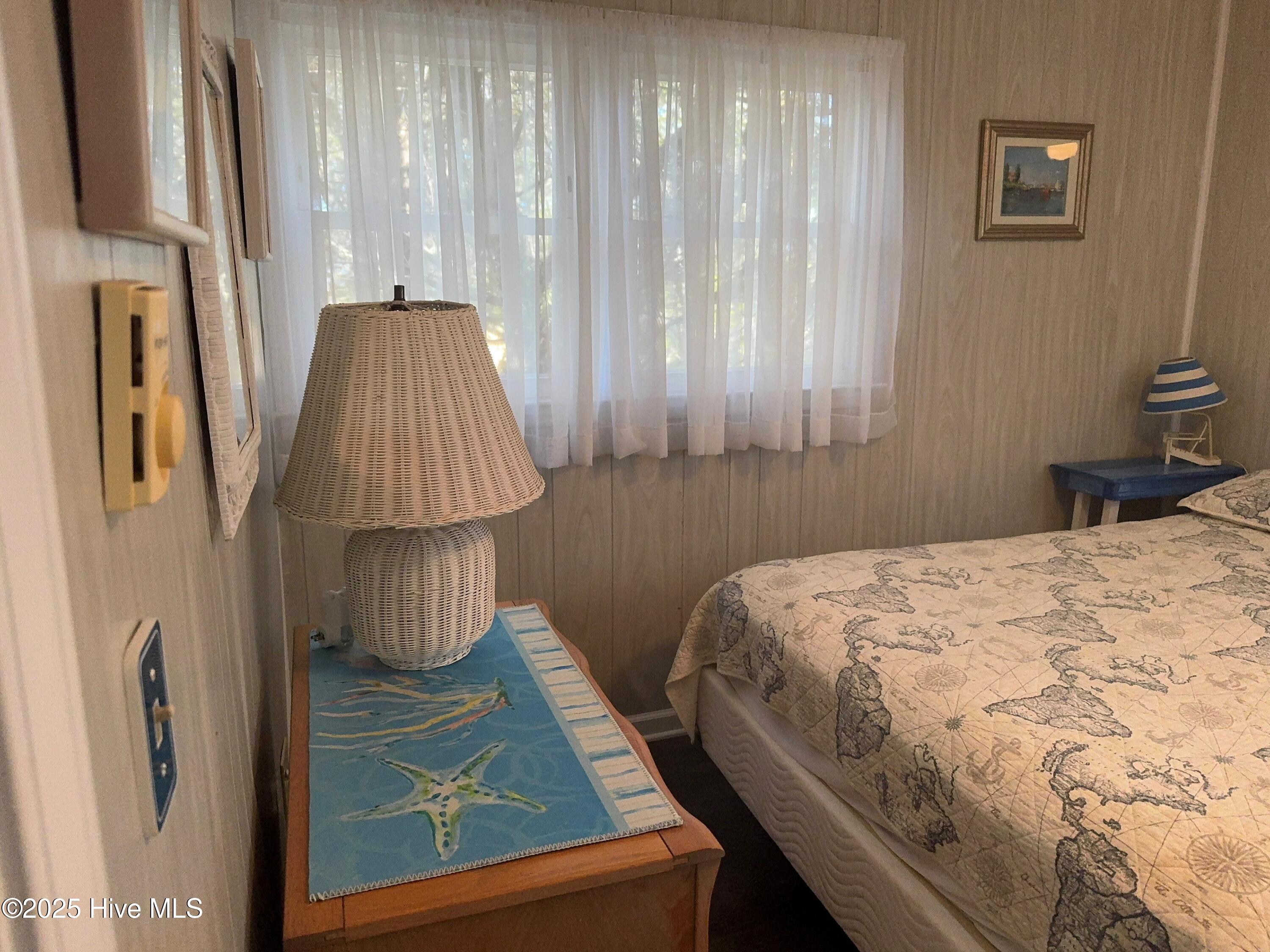 100540884 | Photo 16