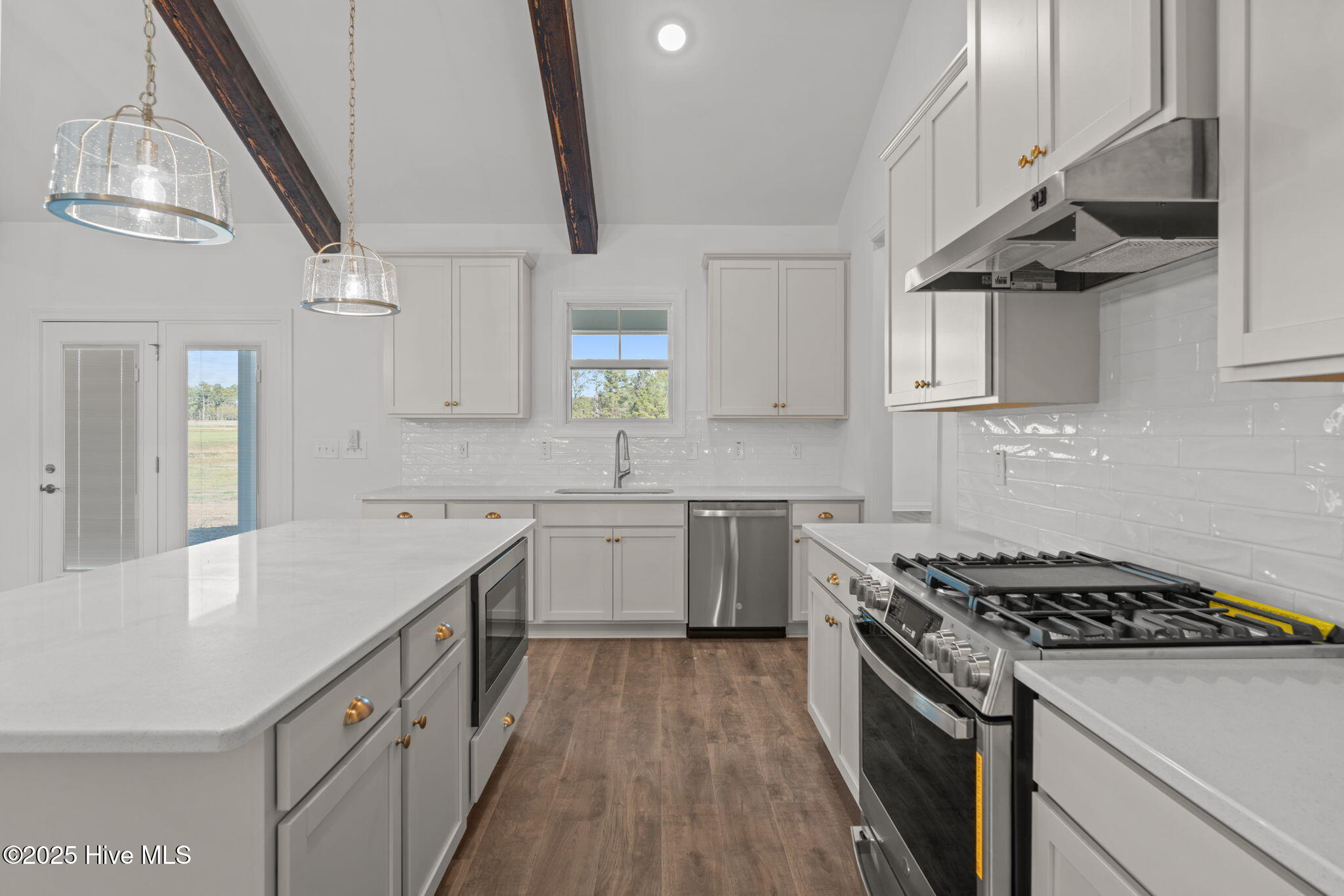 725 Peele Farm Lane
