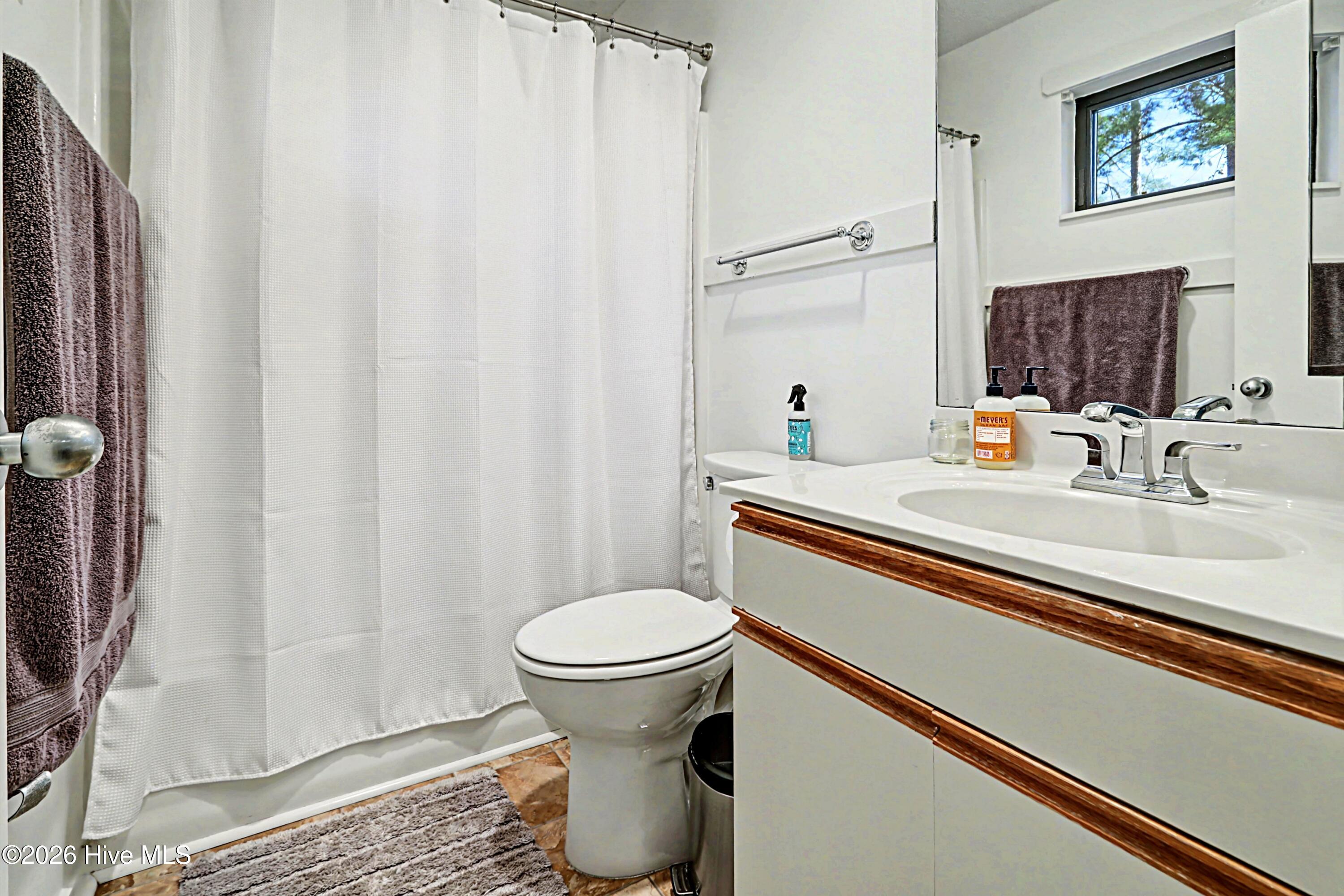 100553019 | Photo 26