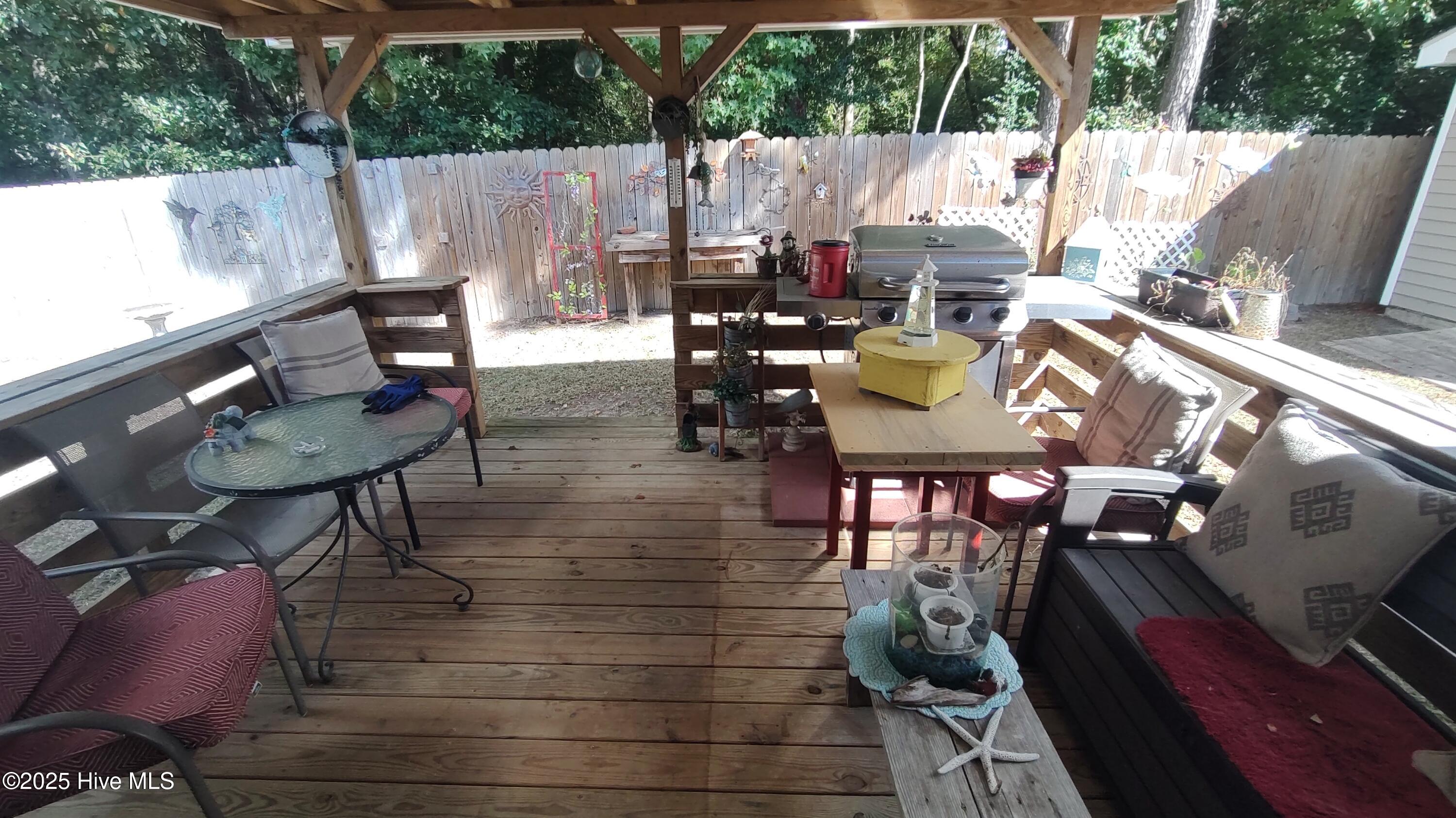 100532418 | Photo 20