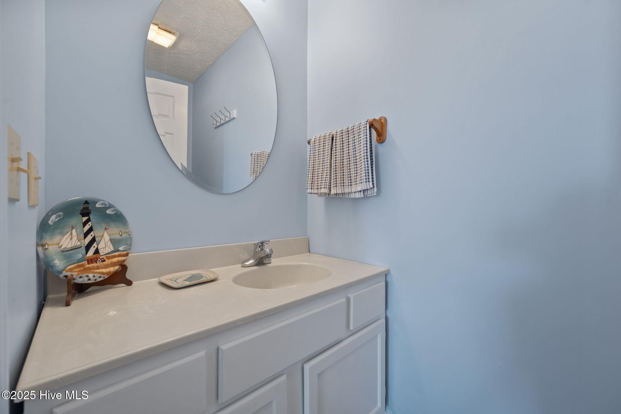 100538704 | Photo 55