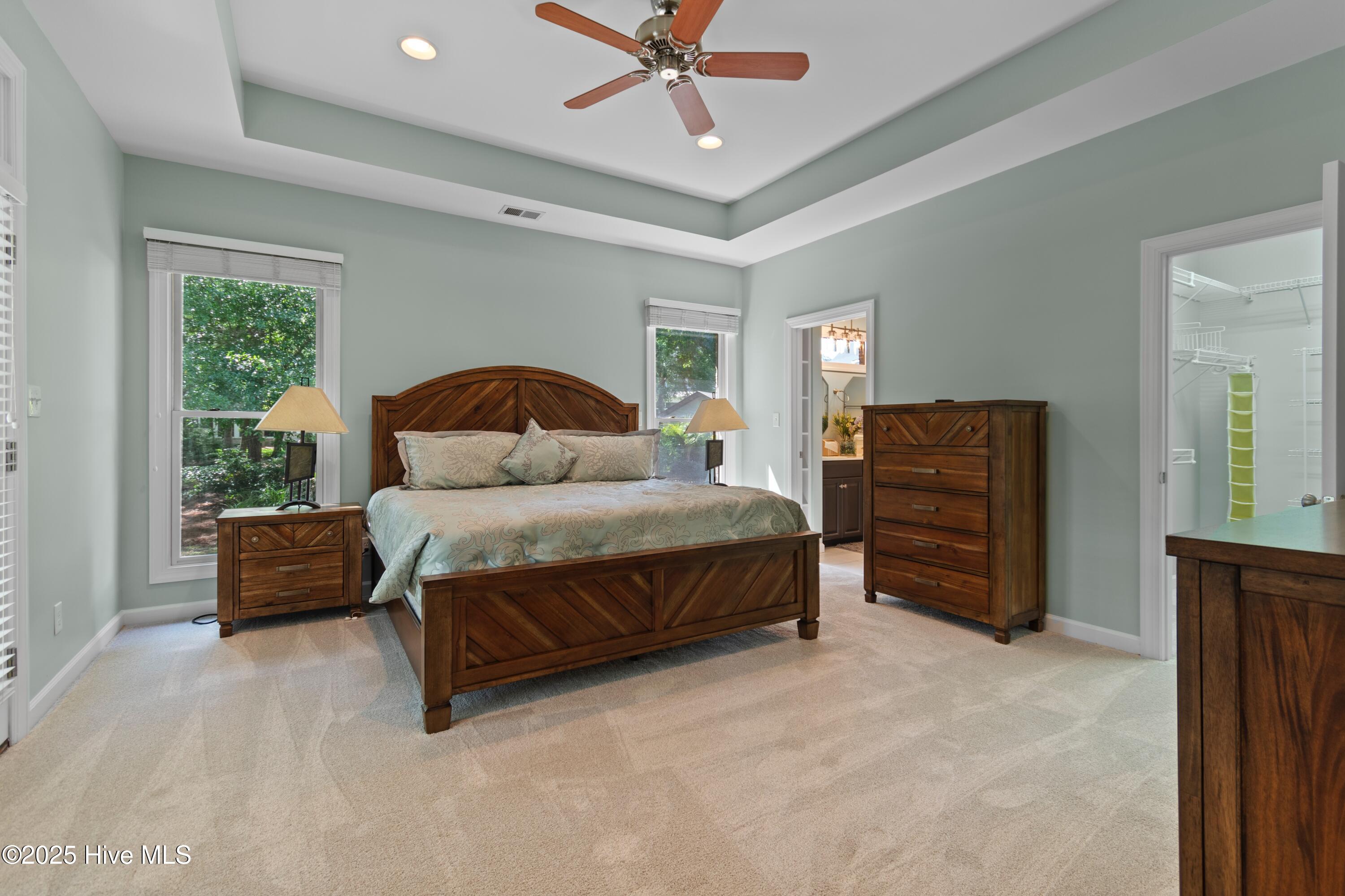 100509392 | Photo 28