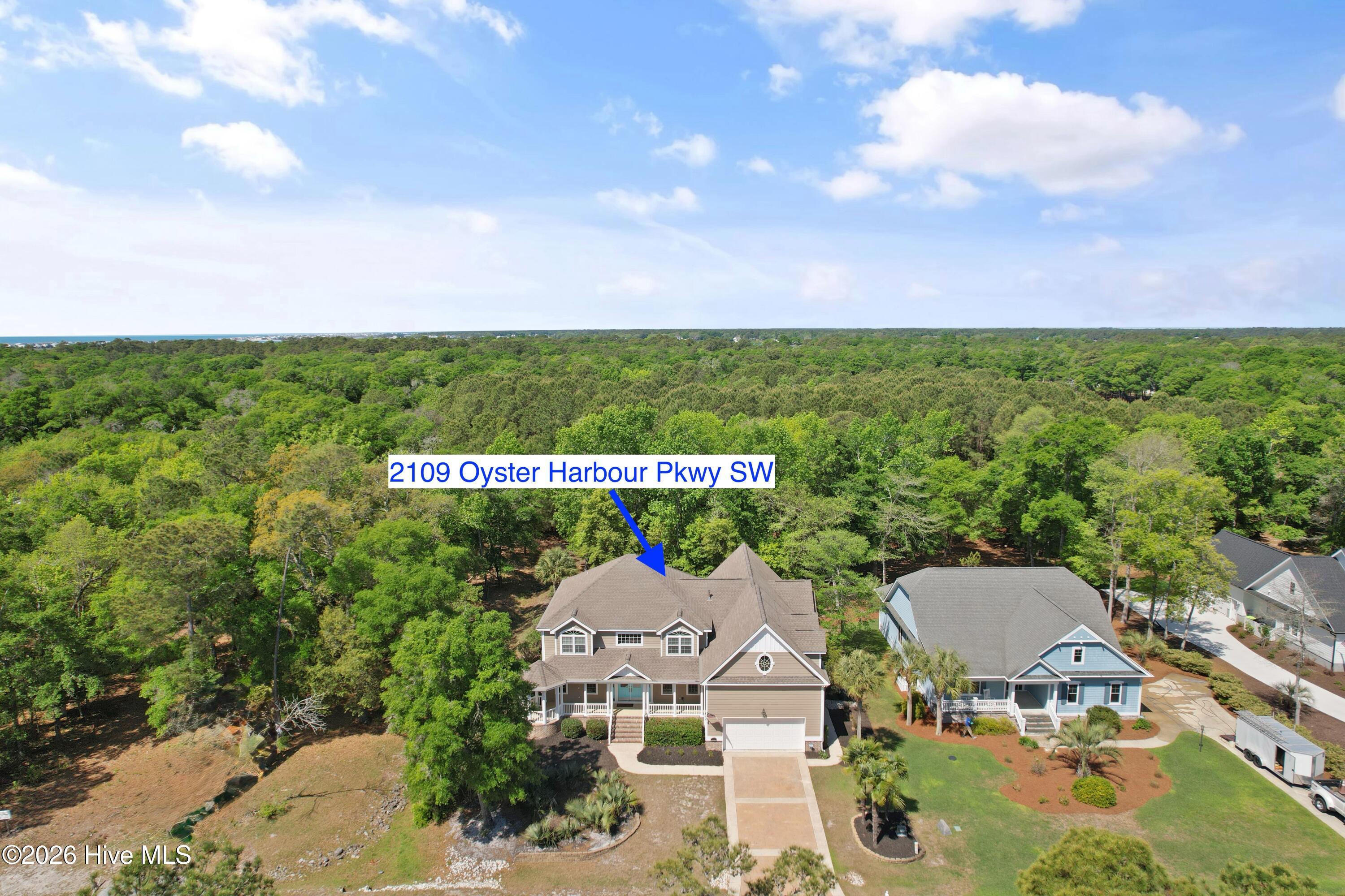 100568662 | Photo 57