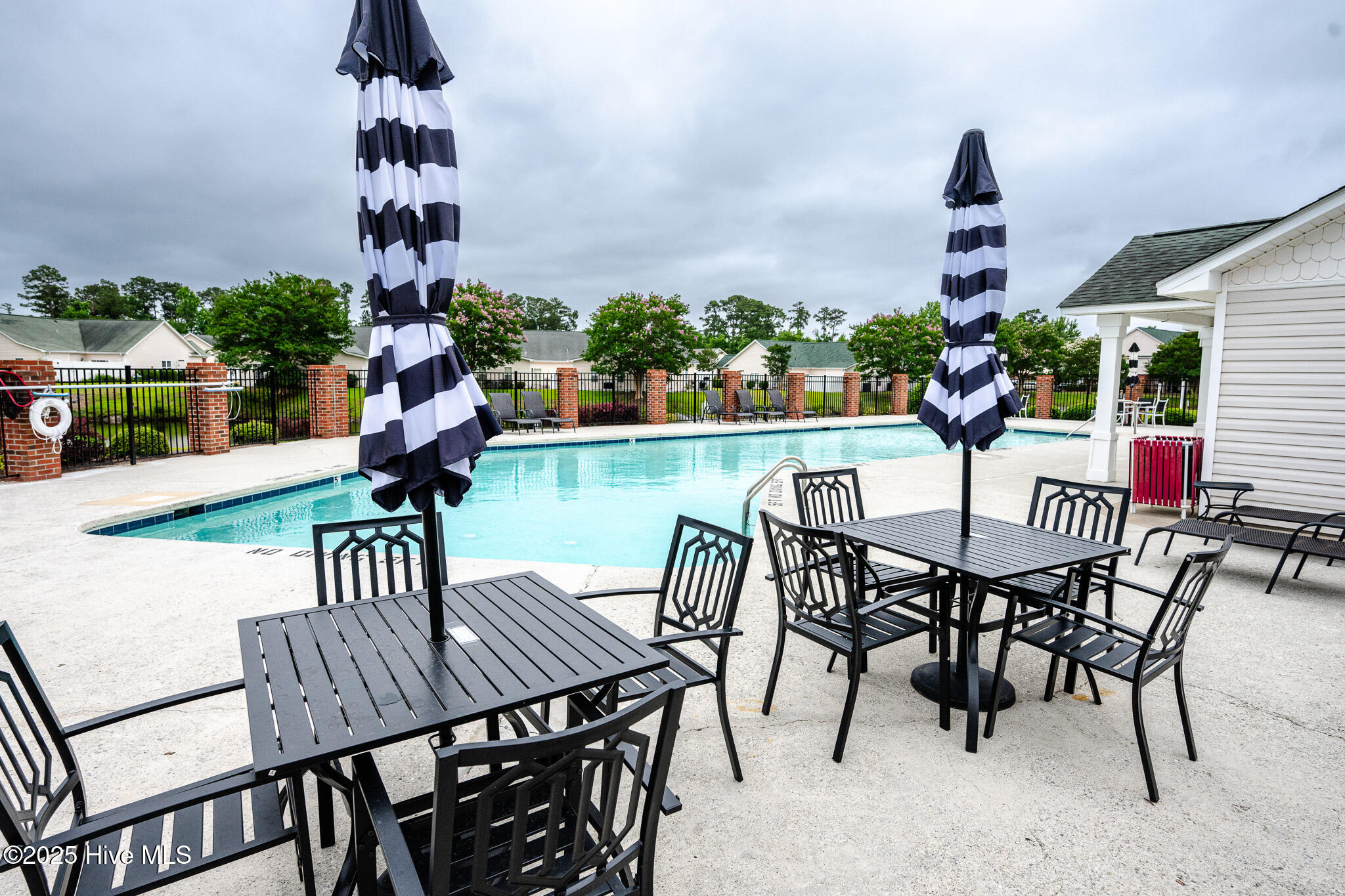 100550013 | Photo 22