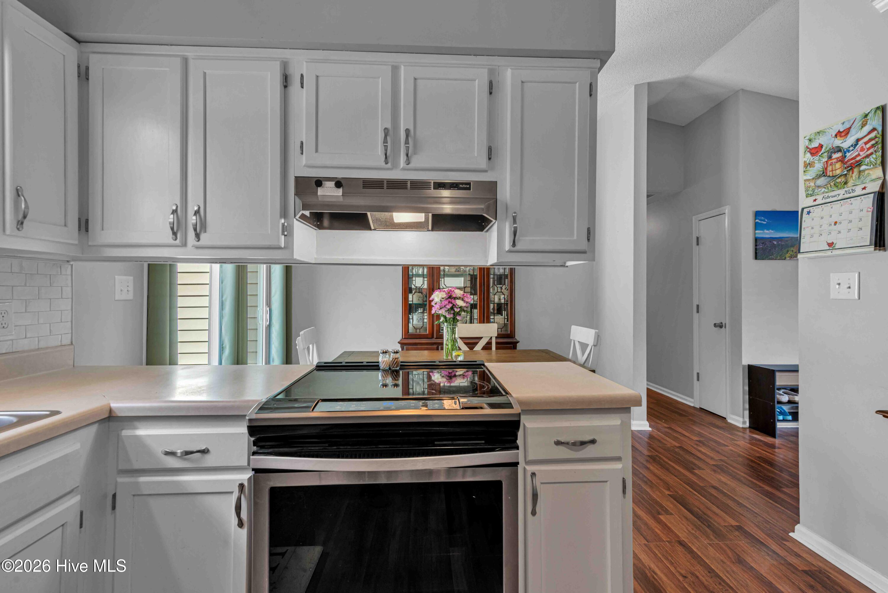 100558761 | Photo 13