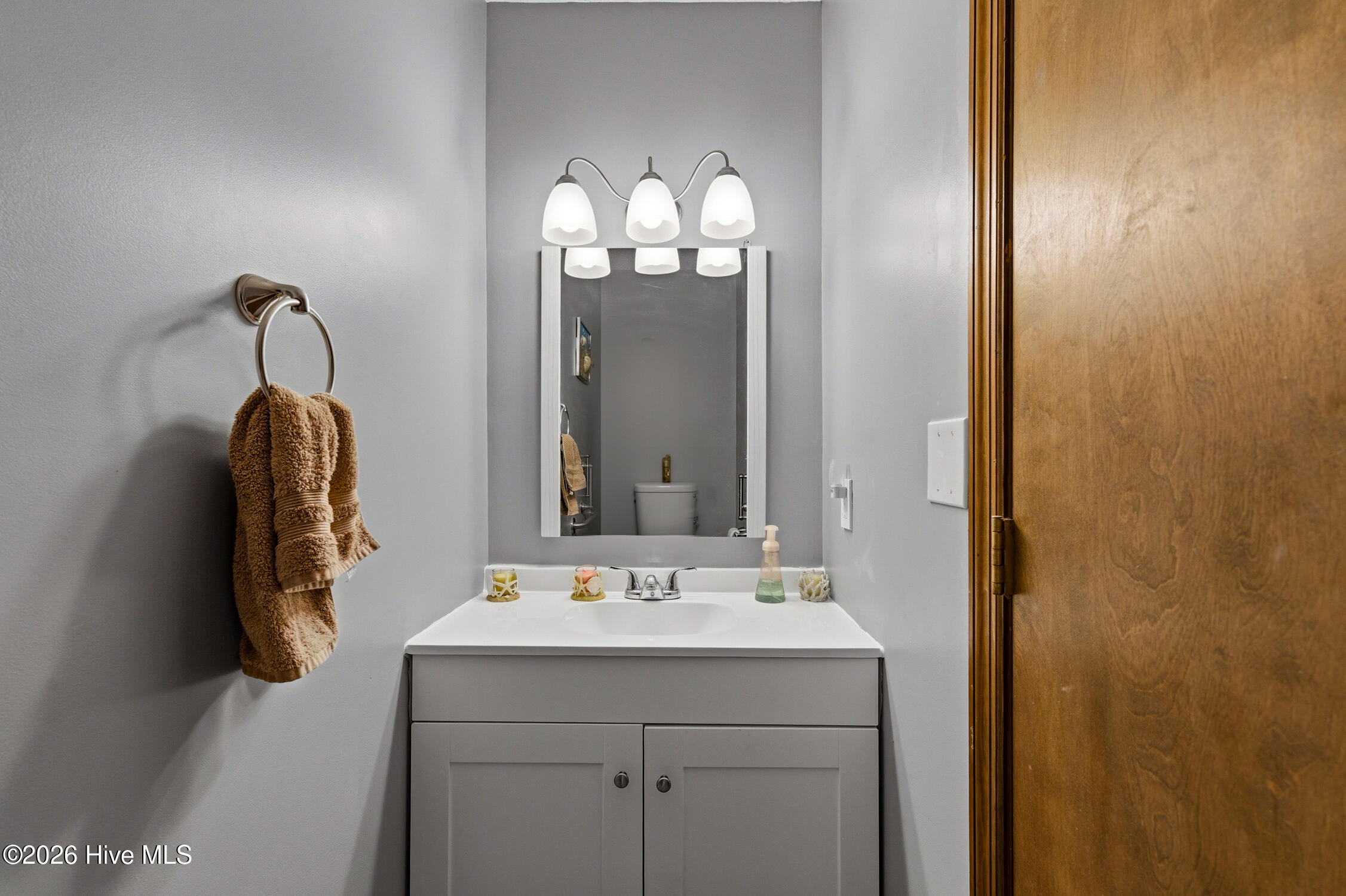 100555864 | Photo 16