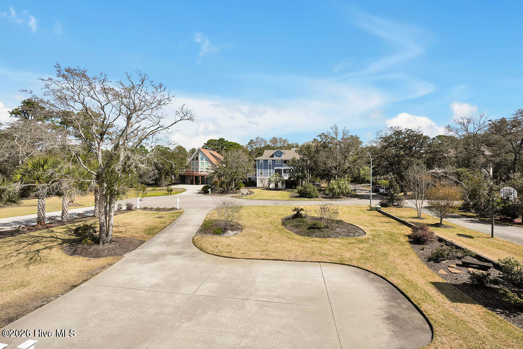 100563710 | Photo 12