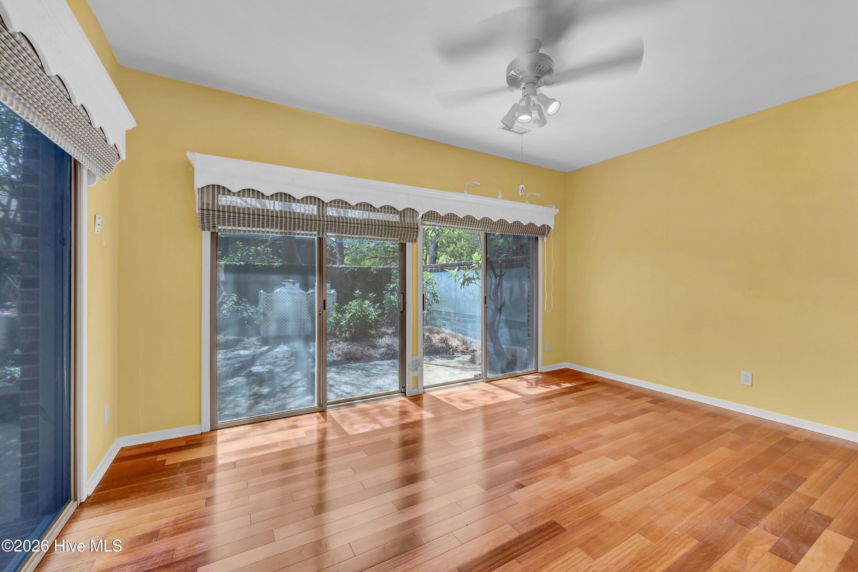 100566682 | Photo 22