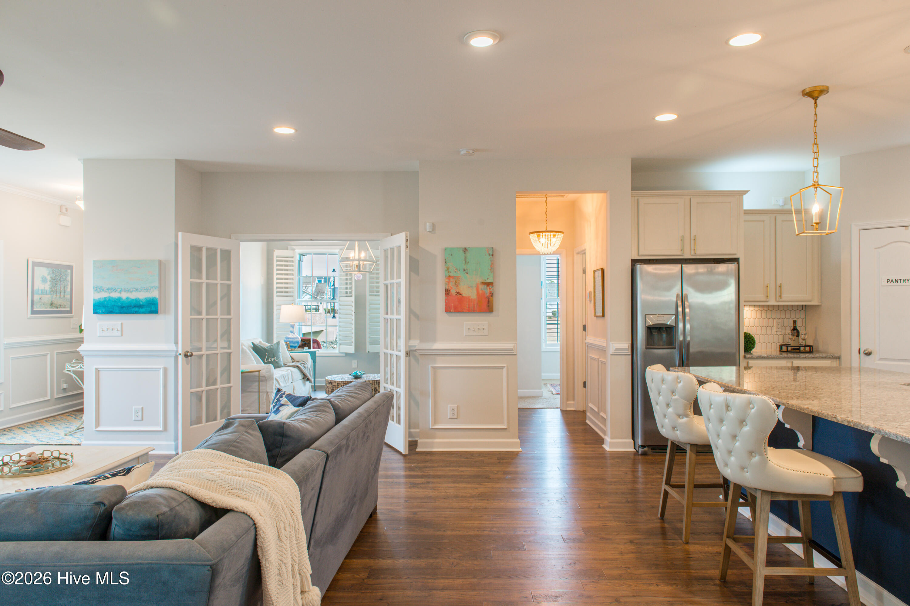 100553432 | Photo 22