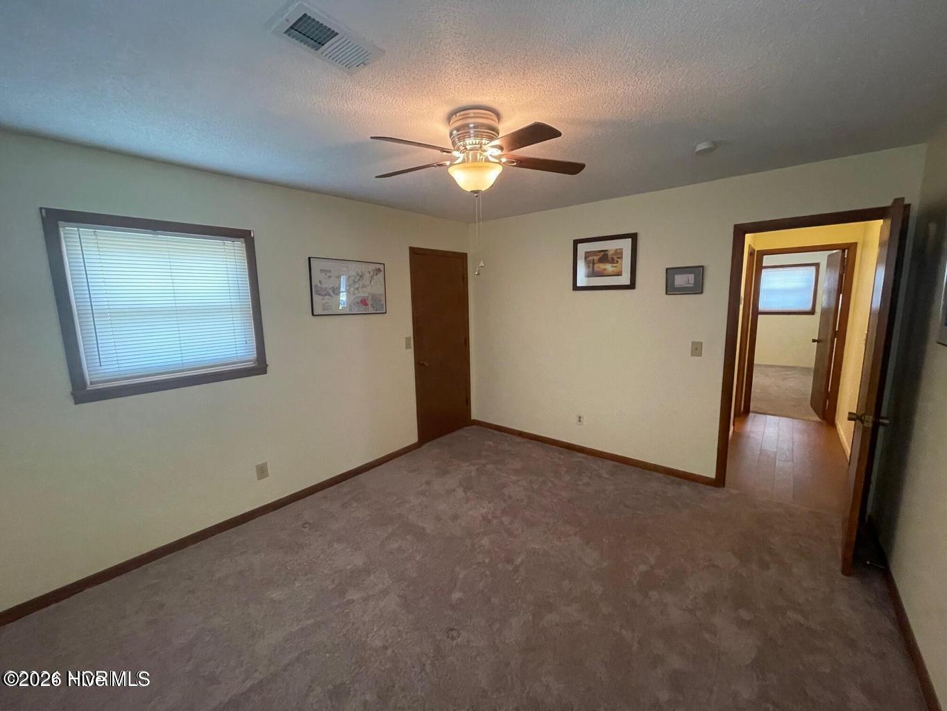 100564016 | Photo 16