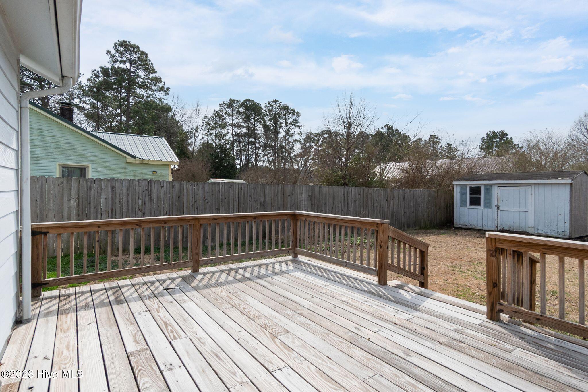 300 Quail Ridge Road, Jacksonville, NC, 28546