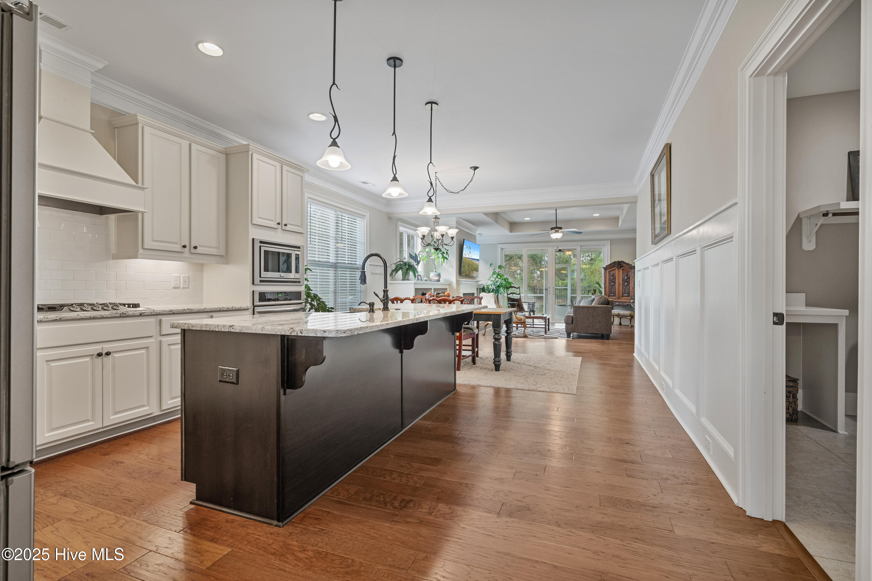 100539660 | Photo 11