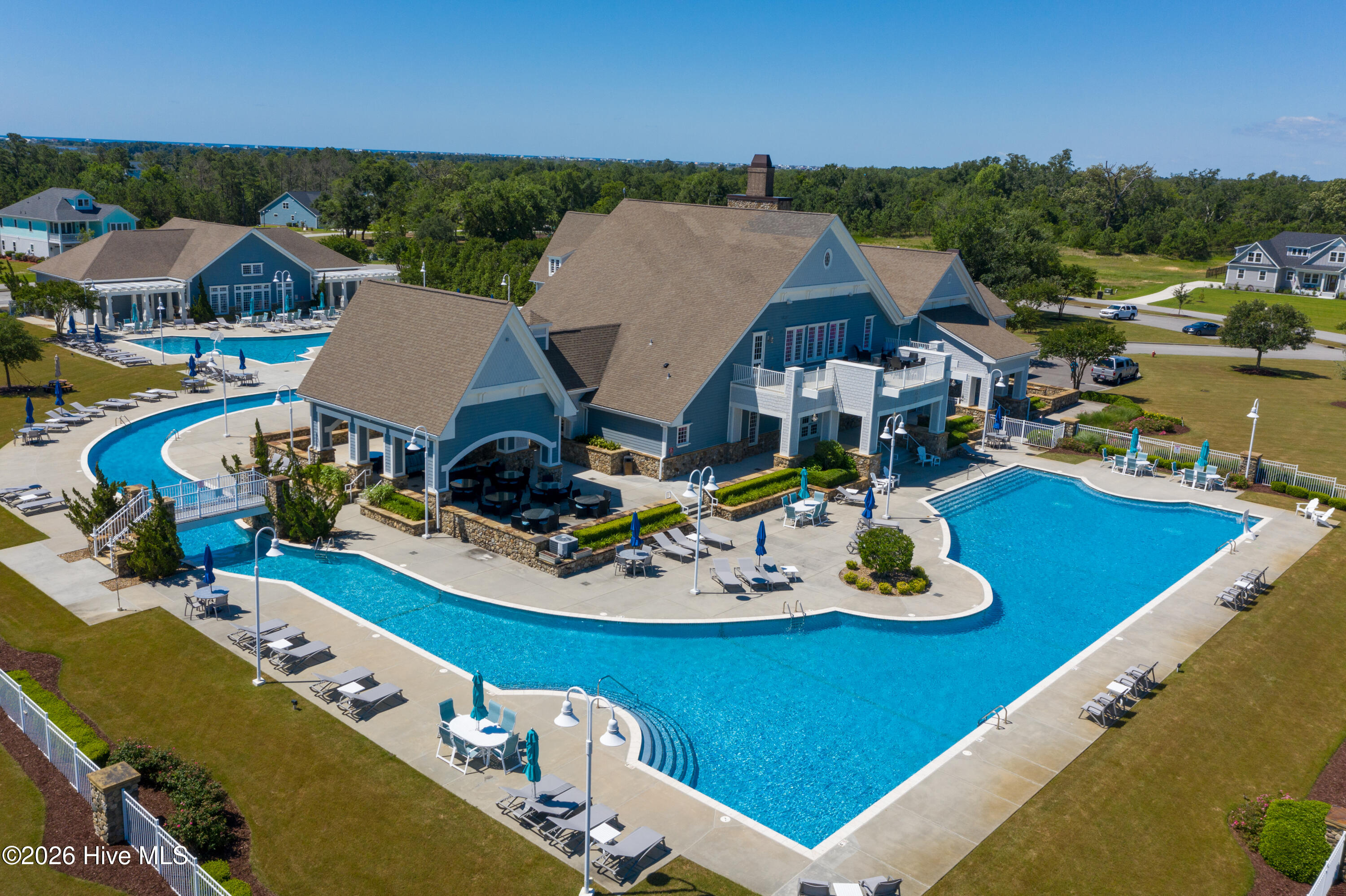 100552112 | Photo 50