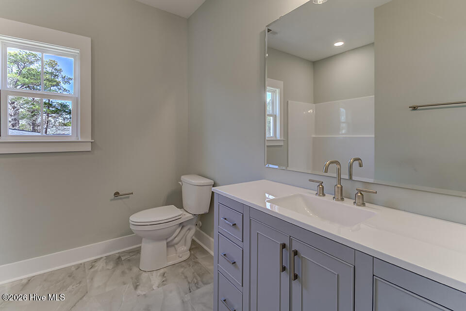 100557406 | Photo 15