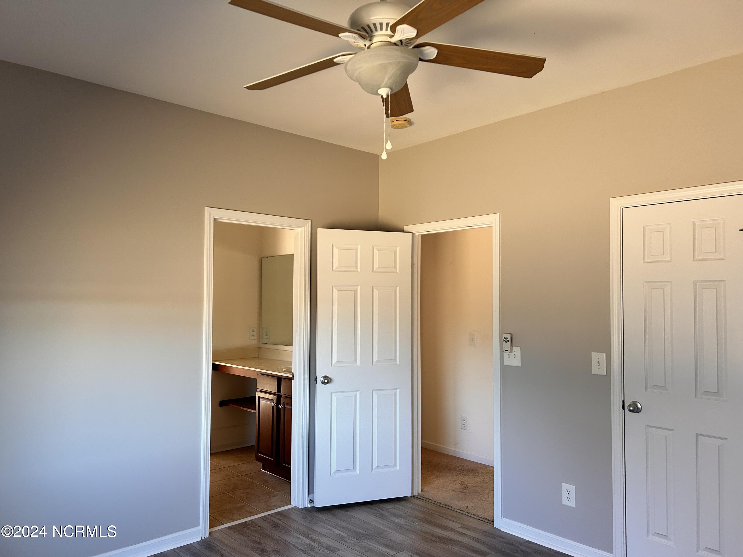 100550059 | Photo 41