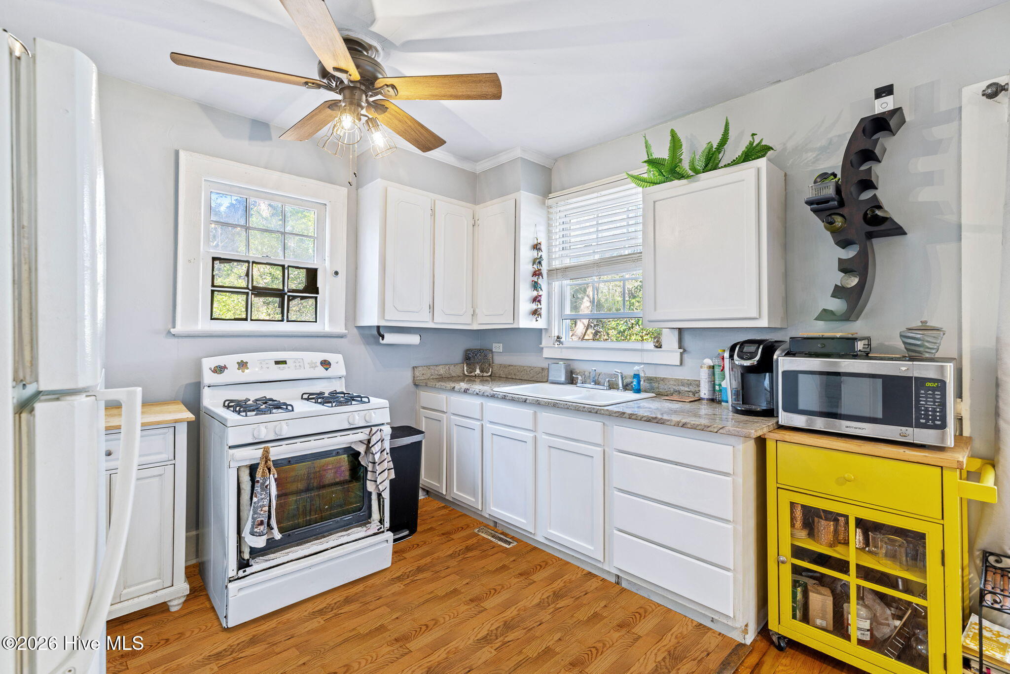 100555429 | Photo 14