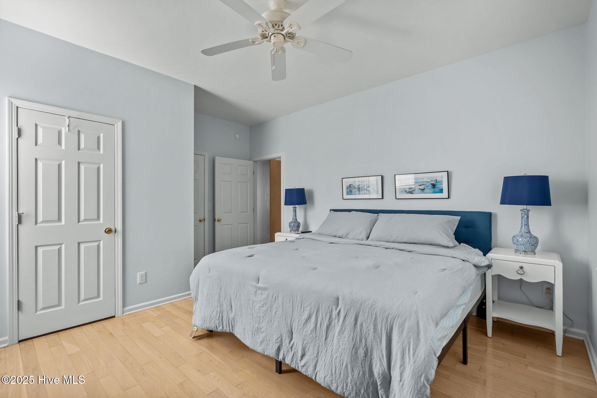 100542562 | Photo 33