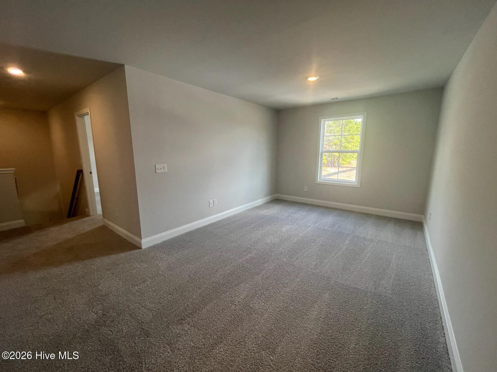 100558864 | Photo 29