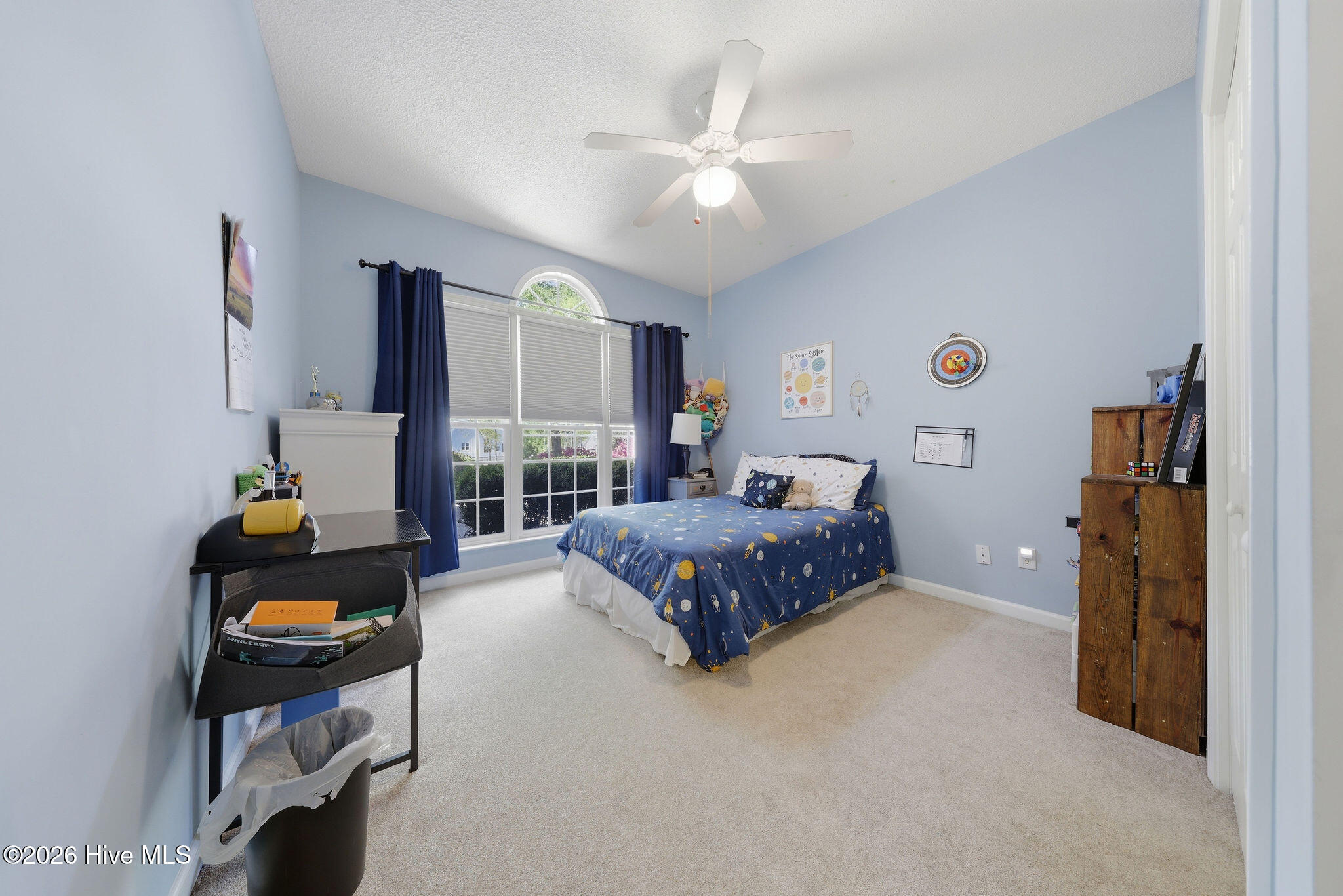 100565672 | Photo 37