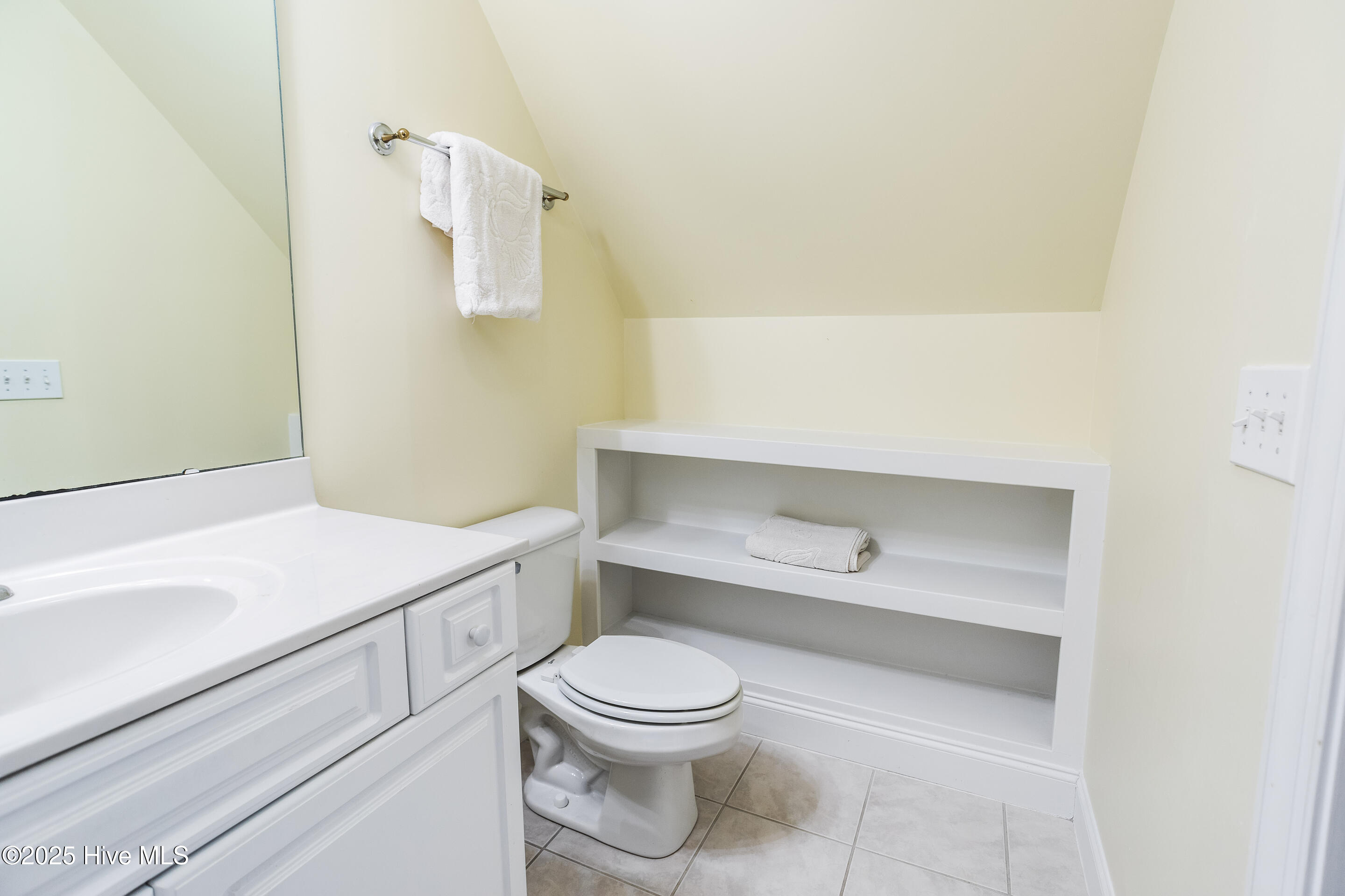 100528316 | Photo 50