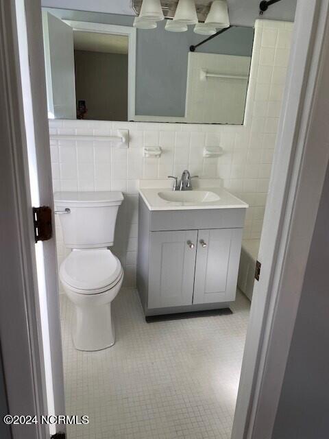 100533796 | Photo 37