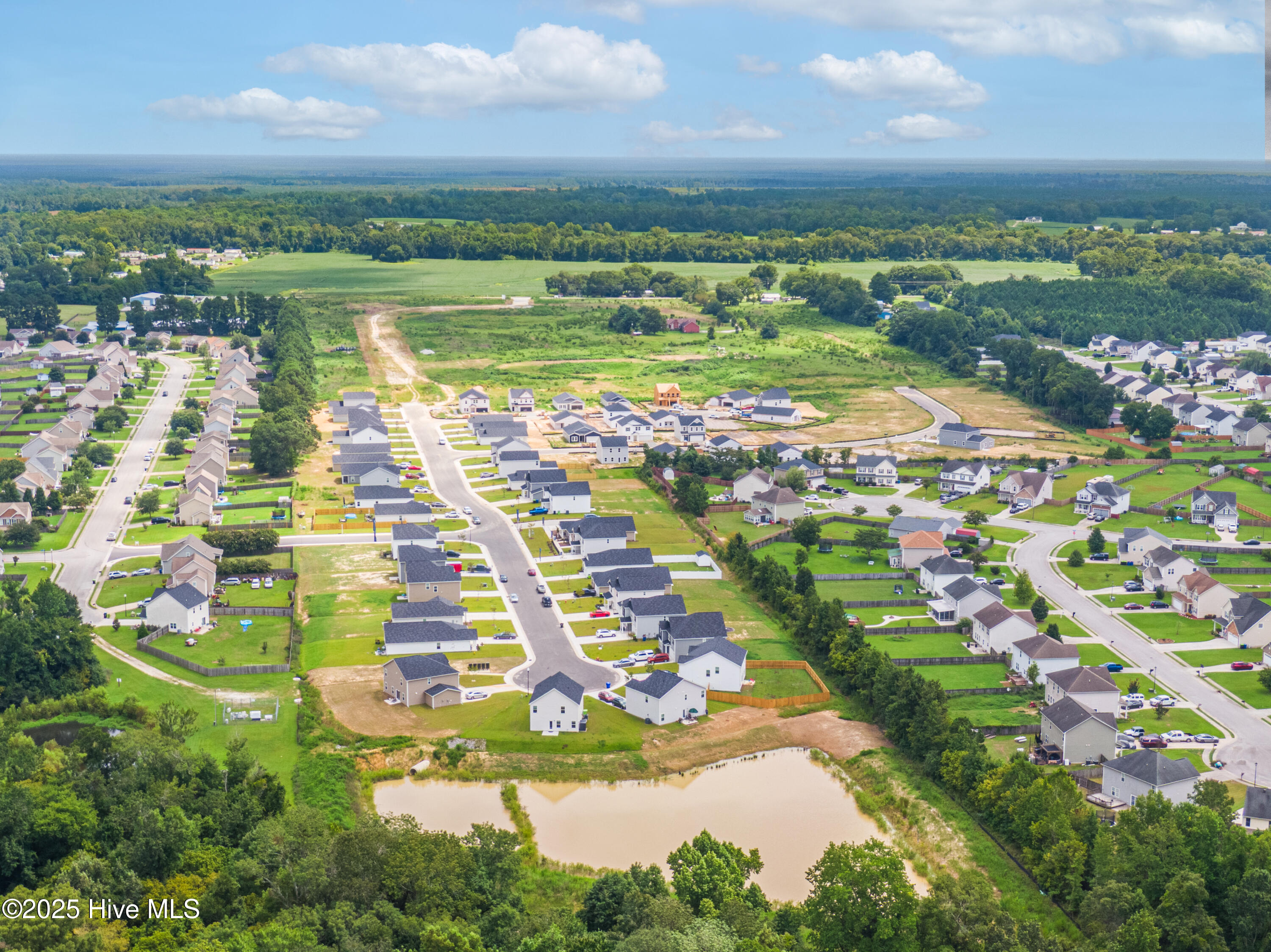 100528319 | Photo 21