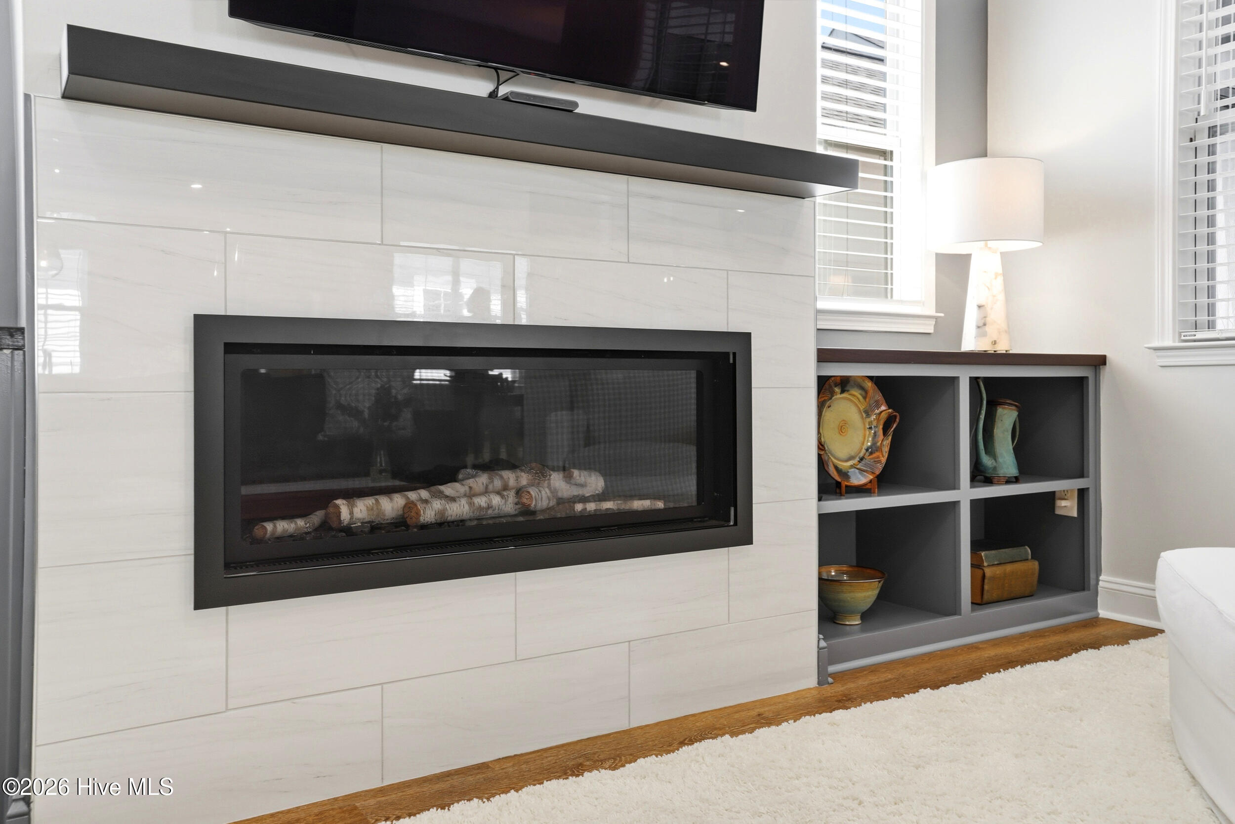 100569050 | Photo 23