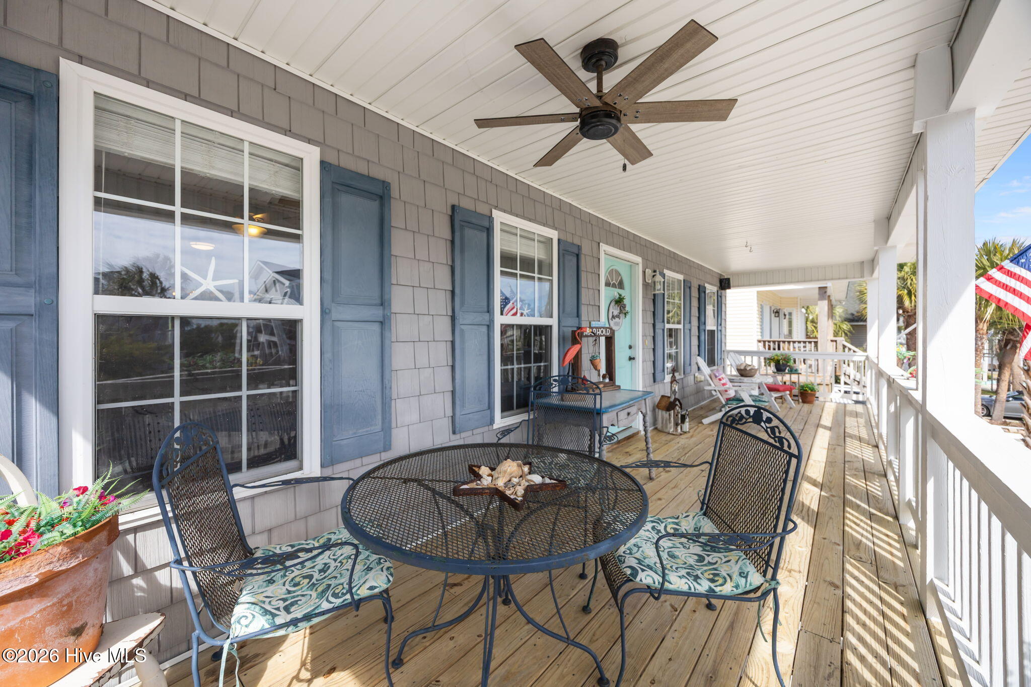 100566425 | Photo 28