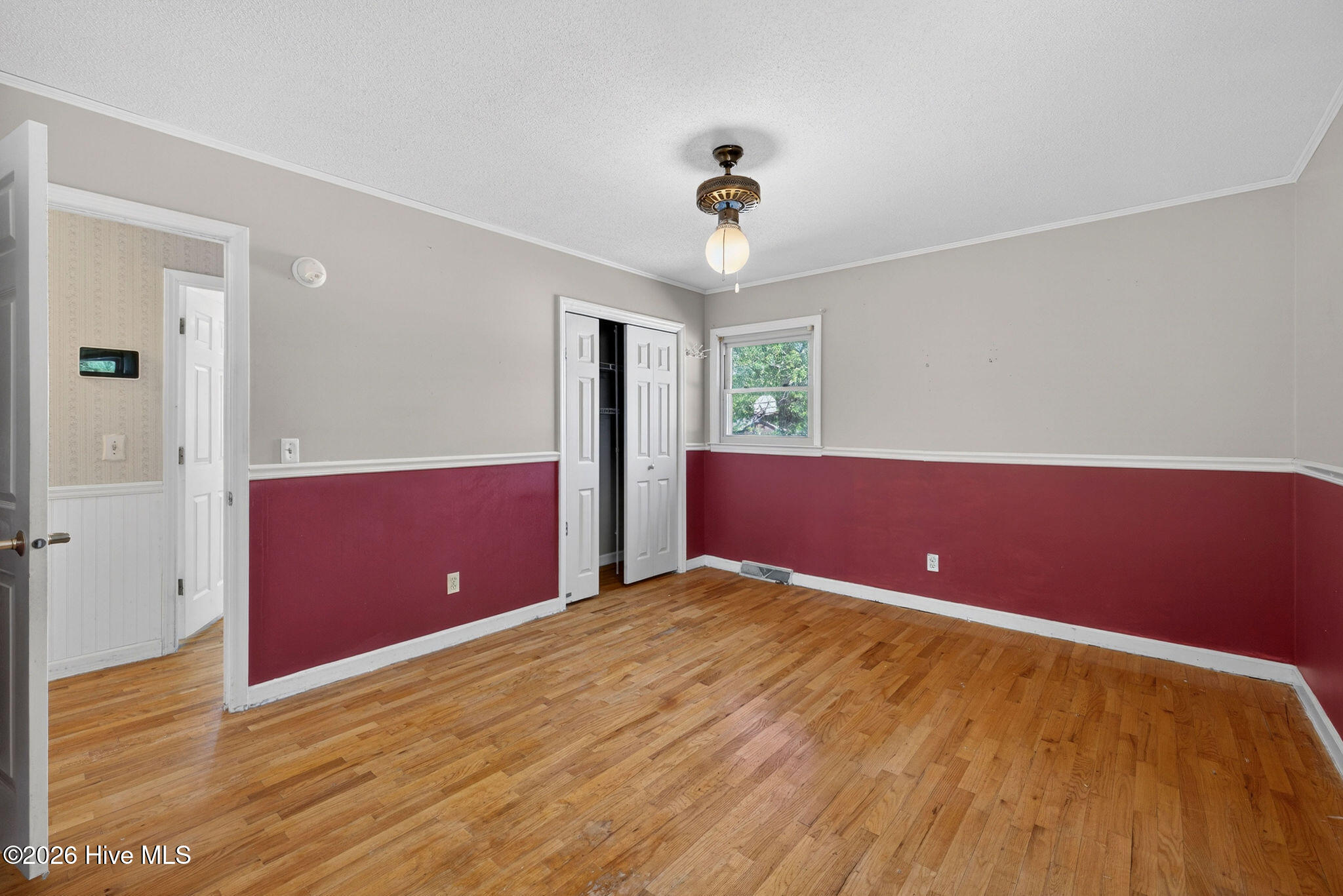 100566296 | Photo 19