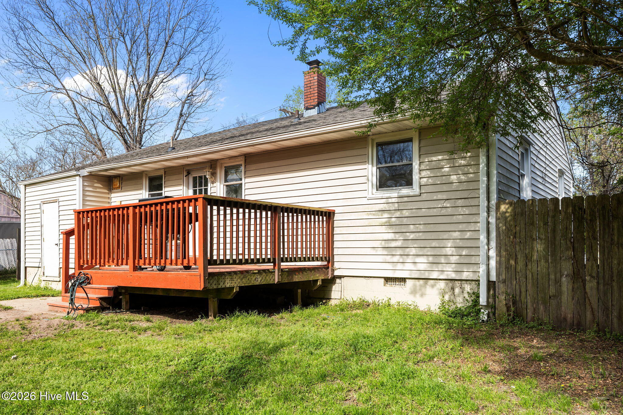 100563356 | Photo 34