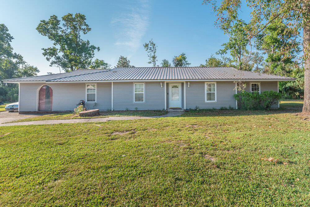 004_4042_fairfax_st_004_150