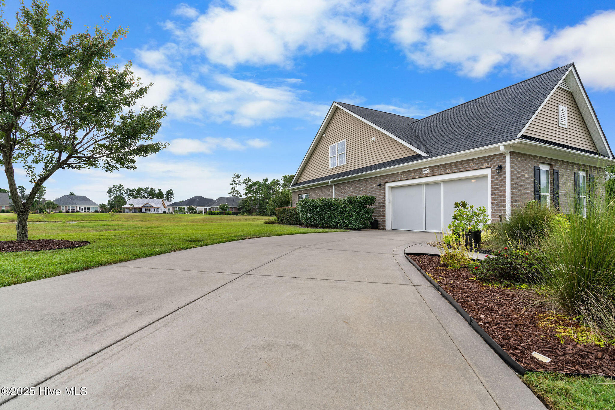 100531104 | Photo 51