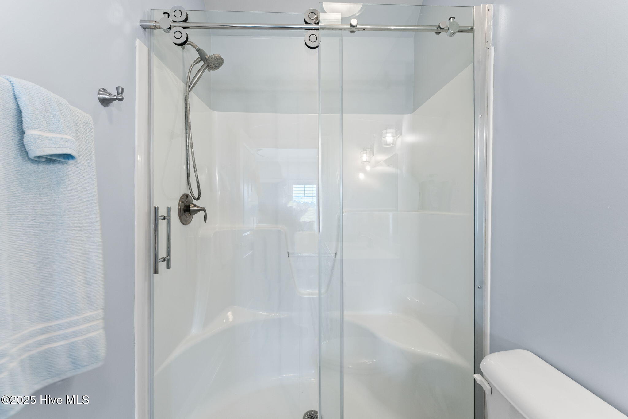 100532717 | Photo 31