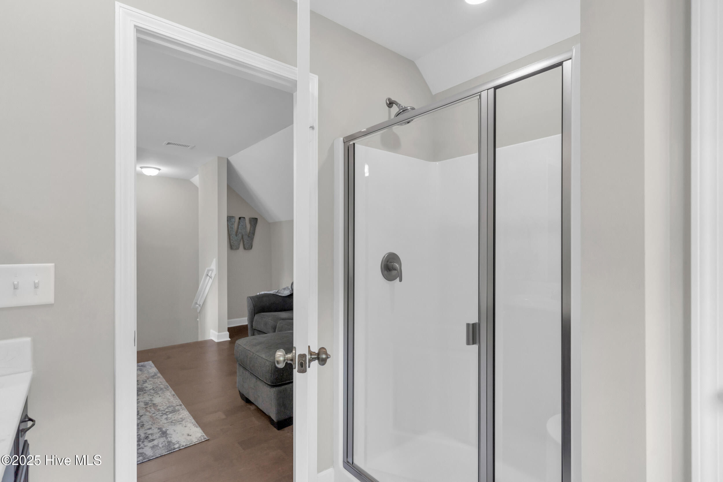 100539795 | Photo 32